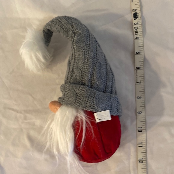 Nordic Gnome Doll Bean Bag Pom Button Nose Gray Knitted Hat - Picture 8 of 12
